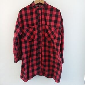 HYFVE Red & Black Buffalo Plaid Flannel Button Down Shirt - Size Medium